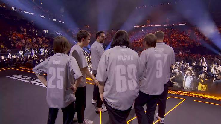 team spirit thang ewc